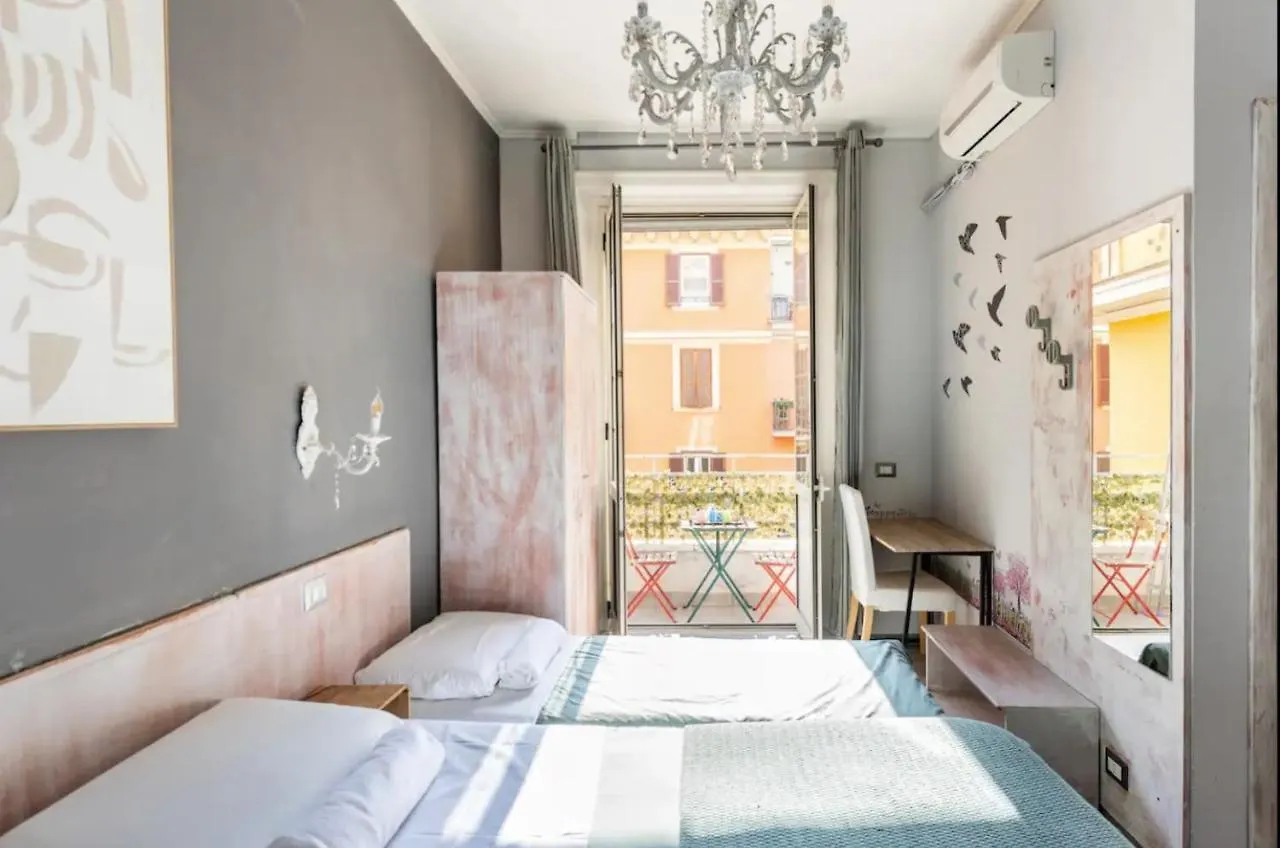 Domus Ferruccio Hotel Roma 2*,