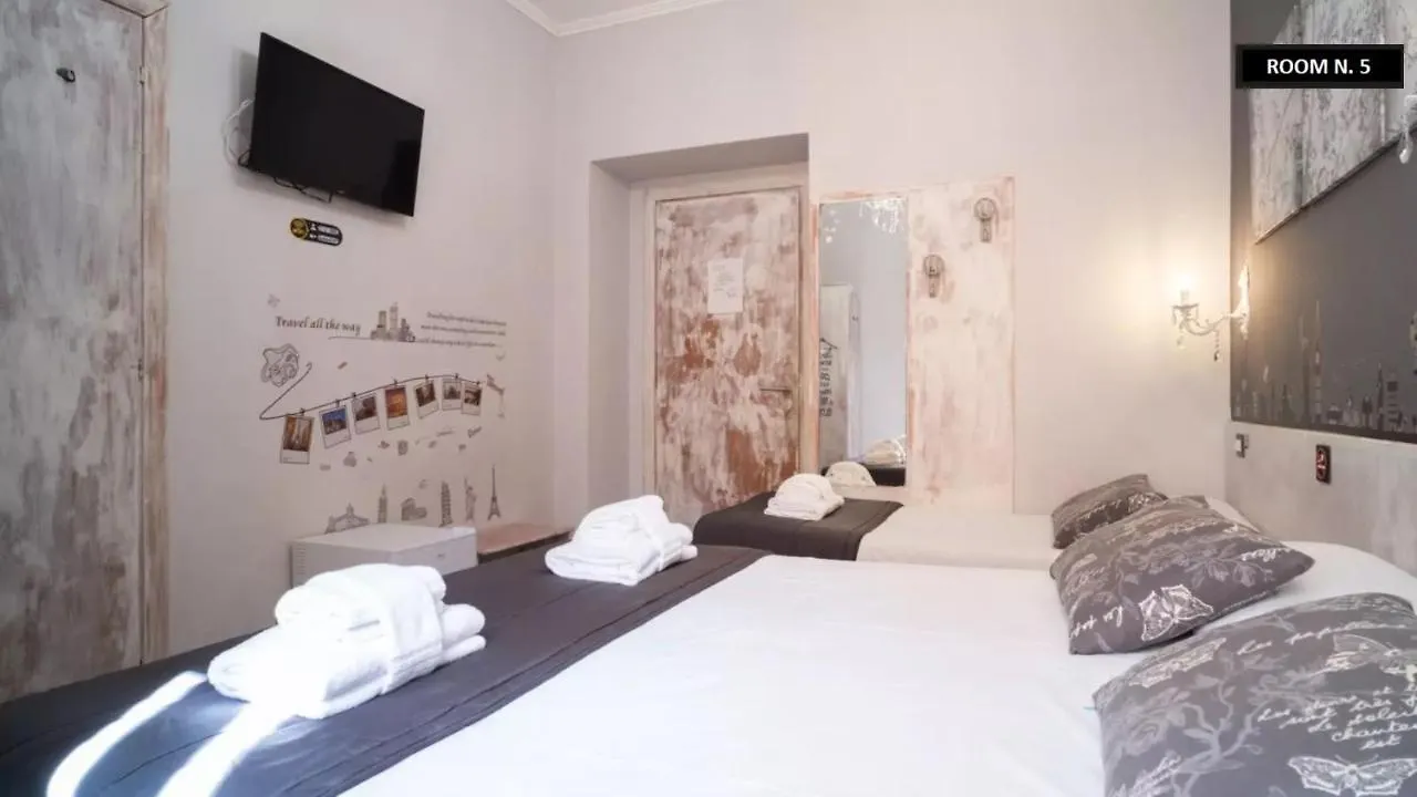 Domus Ferruccio Hotel Roma 2*,  Itália