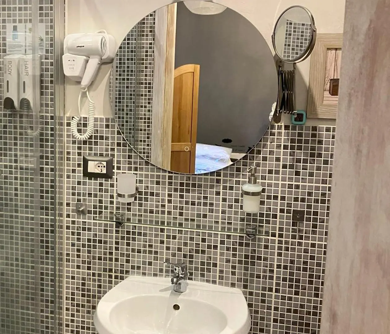 Domus Ferruccio Hotel Roma