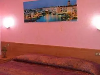 Domus Ferruccio Hotel Roma 2*,  Itália