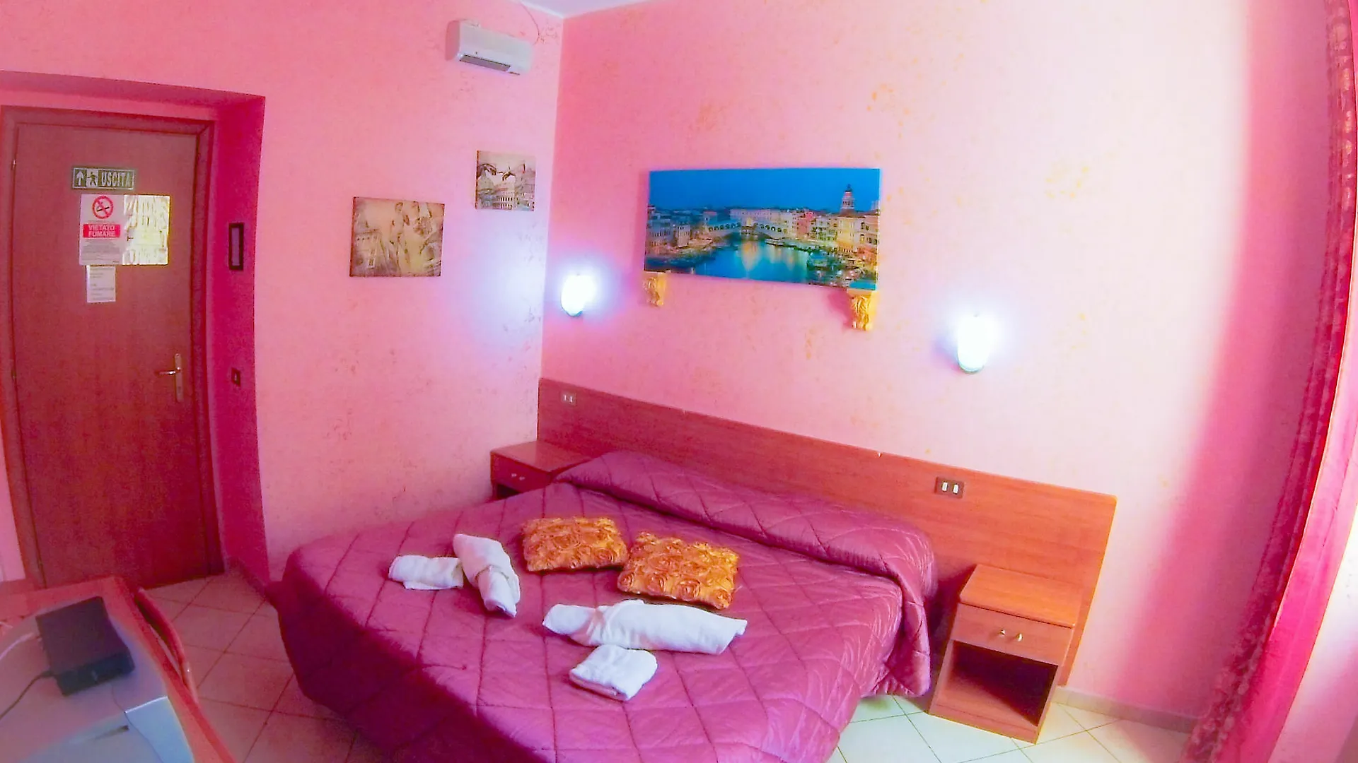 Hotel Domus Ferruccio Rom Gasthof