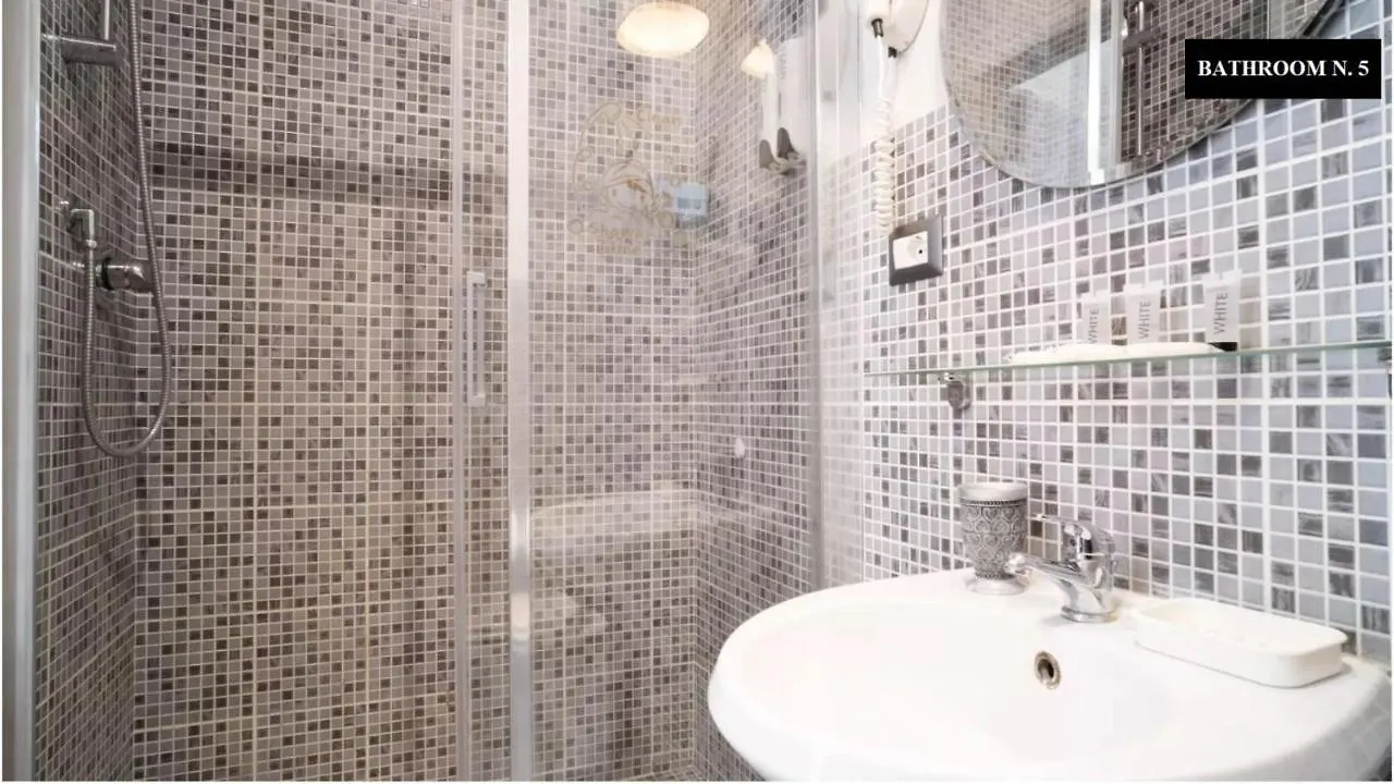Hotel Domus Ferruccio Roma