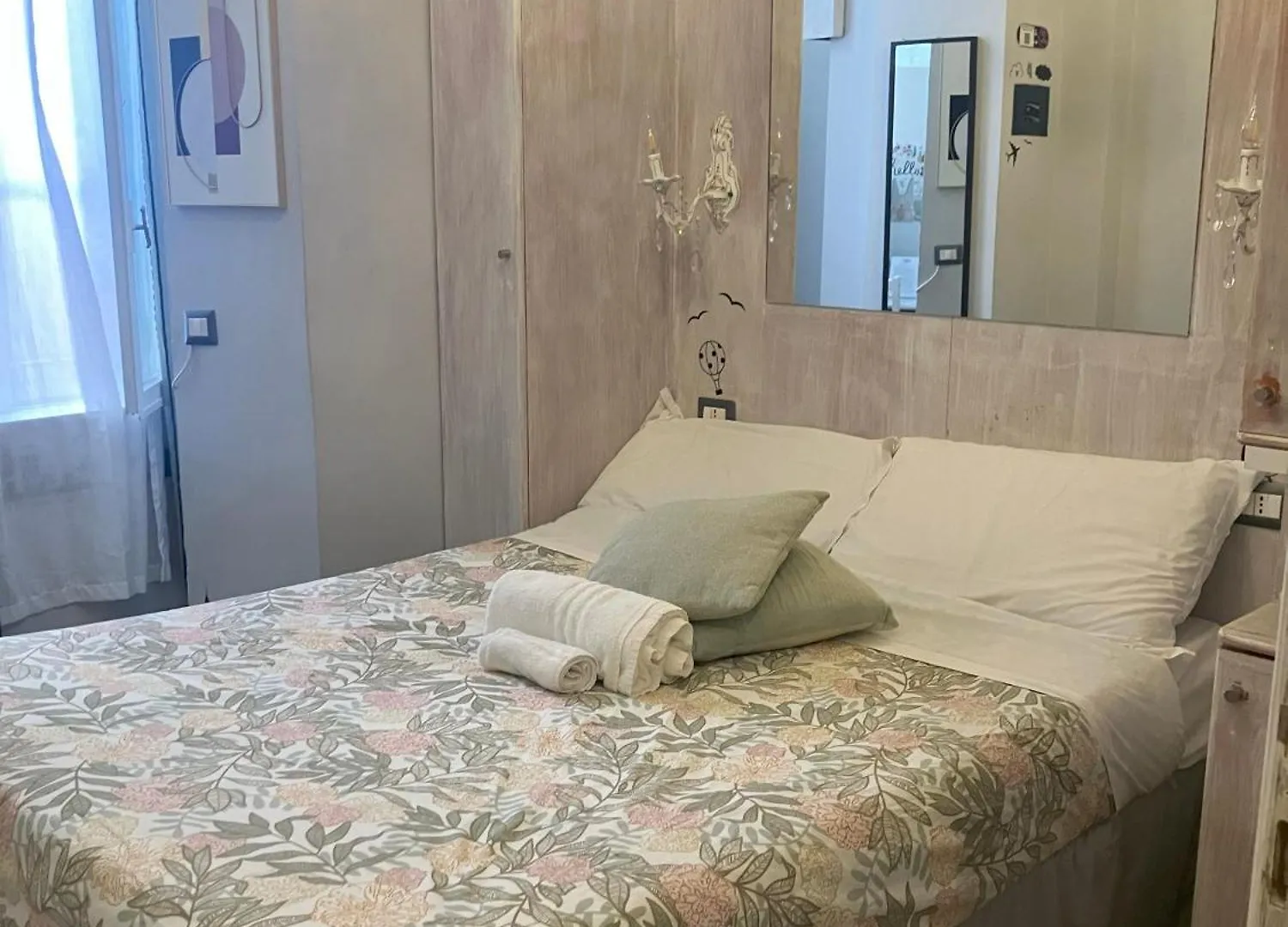 Domus Ferruccio Hotel Rome Guest house