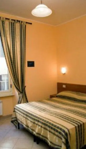 Hotel Domus Ferruccio Roma 2*,  Italia