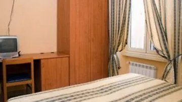 Pensión Hotel Domus Ferruccio Roma